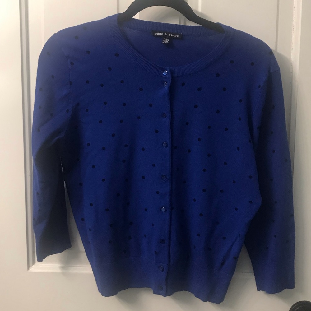 3/4 sleeve button down cardigan, size S